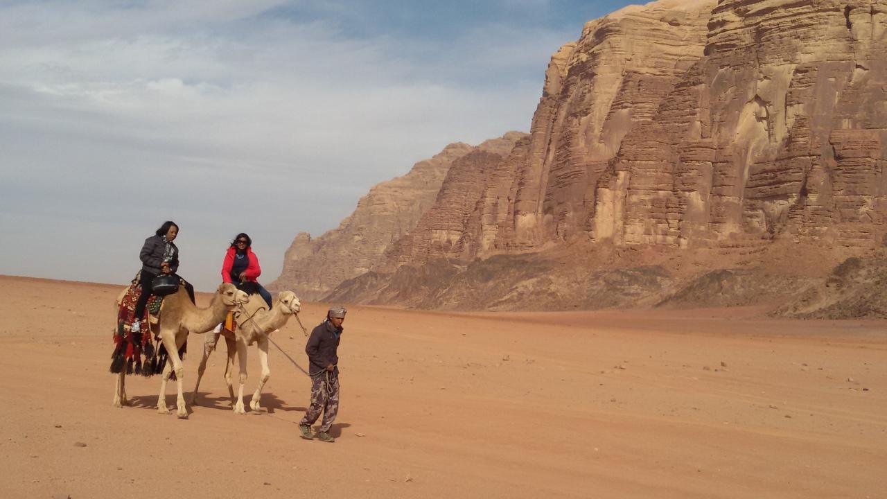 Wadi Rum Quiet Village Camp Exterior foto