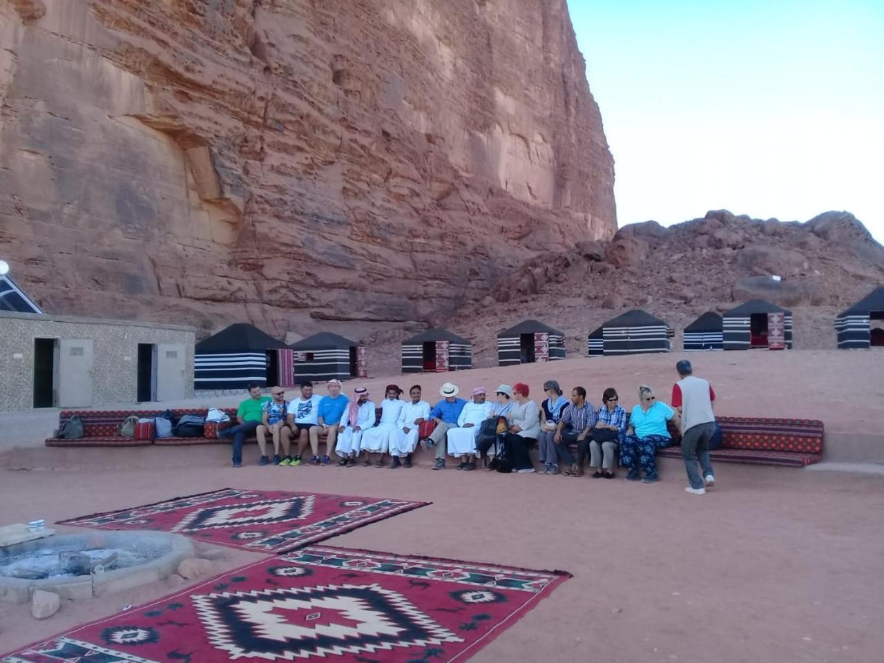 Wadi Rum Quiet Village Camp Exterior foto